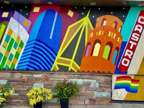 [Photo : Couleur arc en ciel du quartier gay de San Francisco]